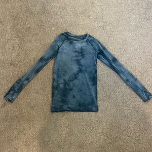 Lululemon Swiftly Tech Long- Sleeve Shirt 2.0 Hip Length